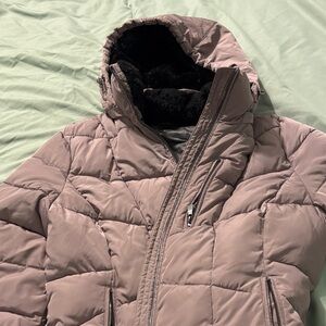 Calvin Klein Women's Puffer Jacket in Mauve